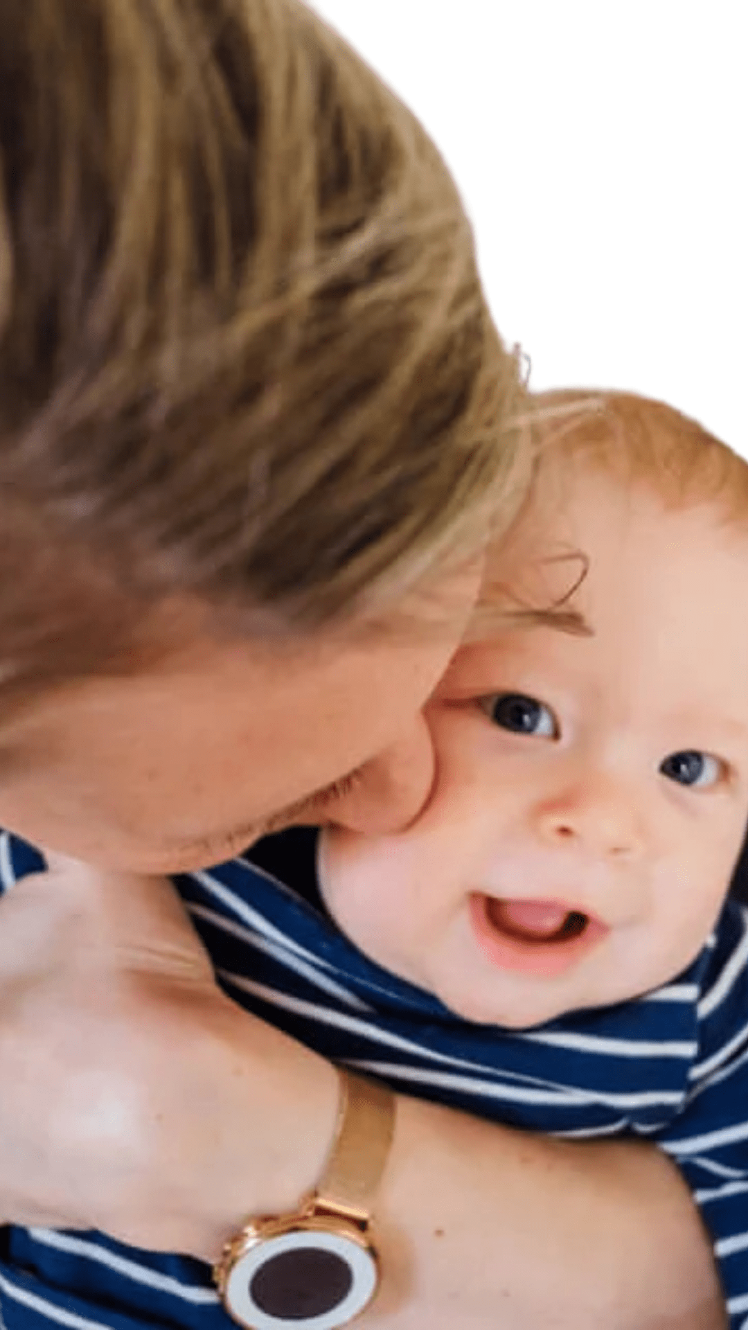 Annesiyle mutlu bir bebek